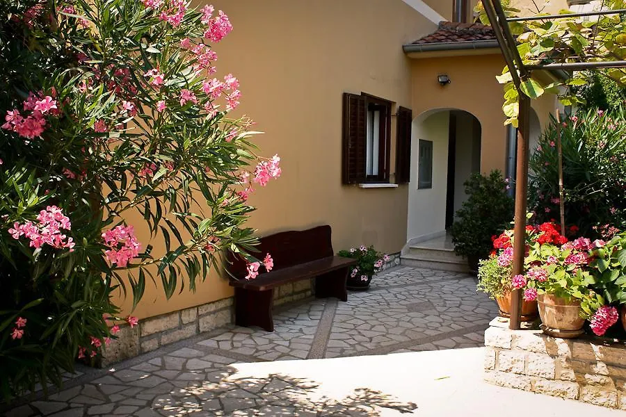 Villa Dolores Rovinj 0*,